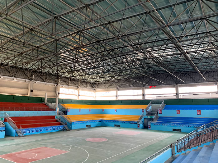 崇左体育馆网架